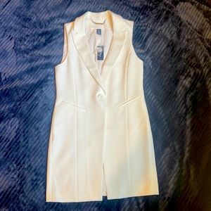 White House Black Market Crema Vest Size 0